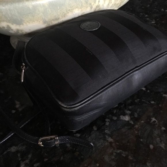 Vintage Fendi  Shoulder Handbag - Picture 4 of 8